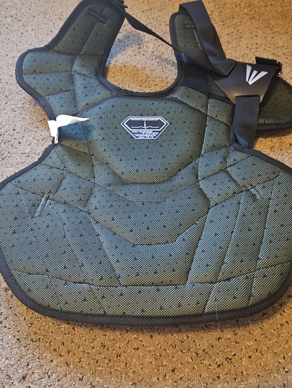 Easton Chest Protector - Picture 2 of 3